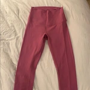 LULULEMON Wunder Under Length 25’ size 4